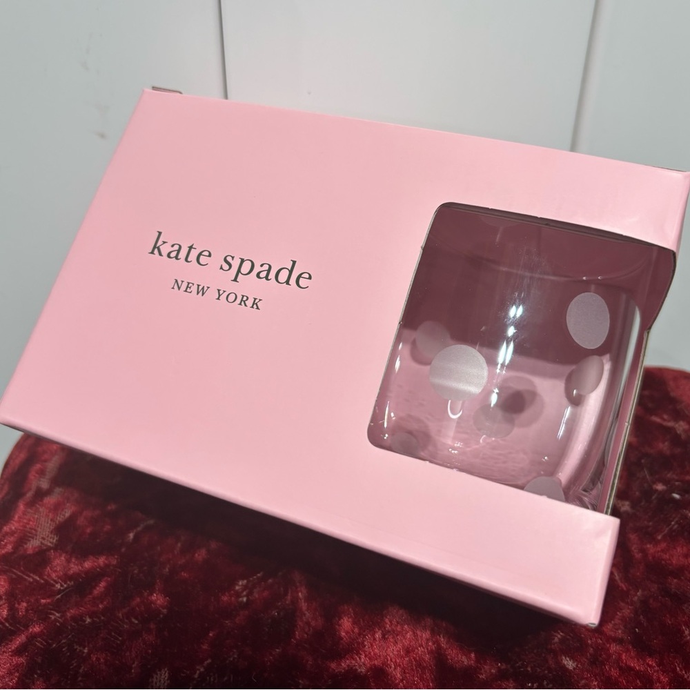 NIB Kate Spade Pearl Place Etched set of 2 glasses